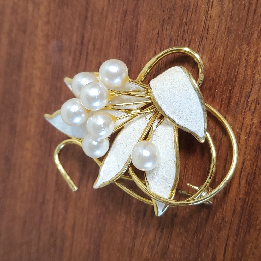 Vintage Brooch